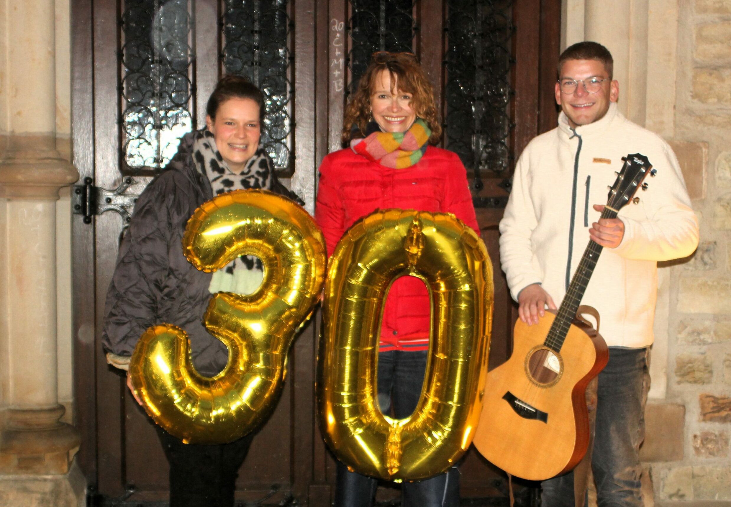 Zum 30.igsten Jubiläum des Delbrücker Adventsmarktes laden die heimischen Künstler Anna Boheyer-Fortmeier, Karin Henkemeie