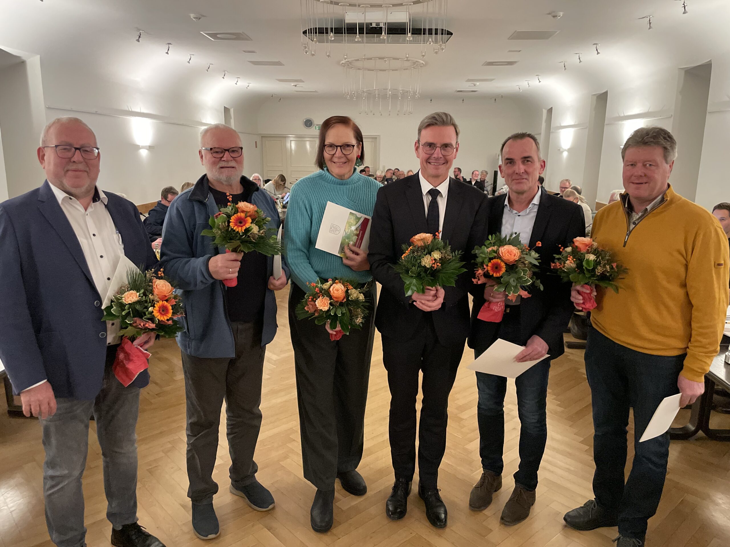 Ehrungen im Rat: Josef Beermann, Hans-Dieter Vormittag, Christiane Schneiders, Andreas Sunder, Heinz Isenbort, Thomas Kofort.