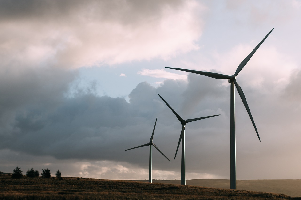 Windkrafträder. (Symbolfoto: Pixabay)